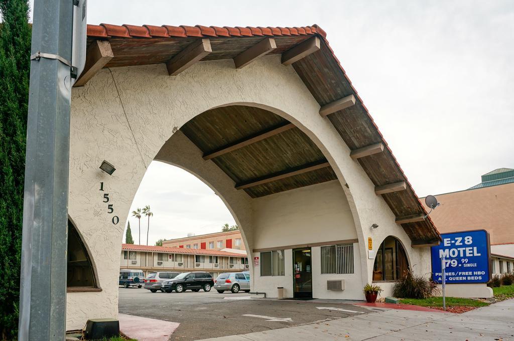 EZ 8 Motel San Jose I Buitenkant foto